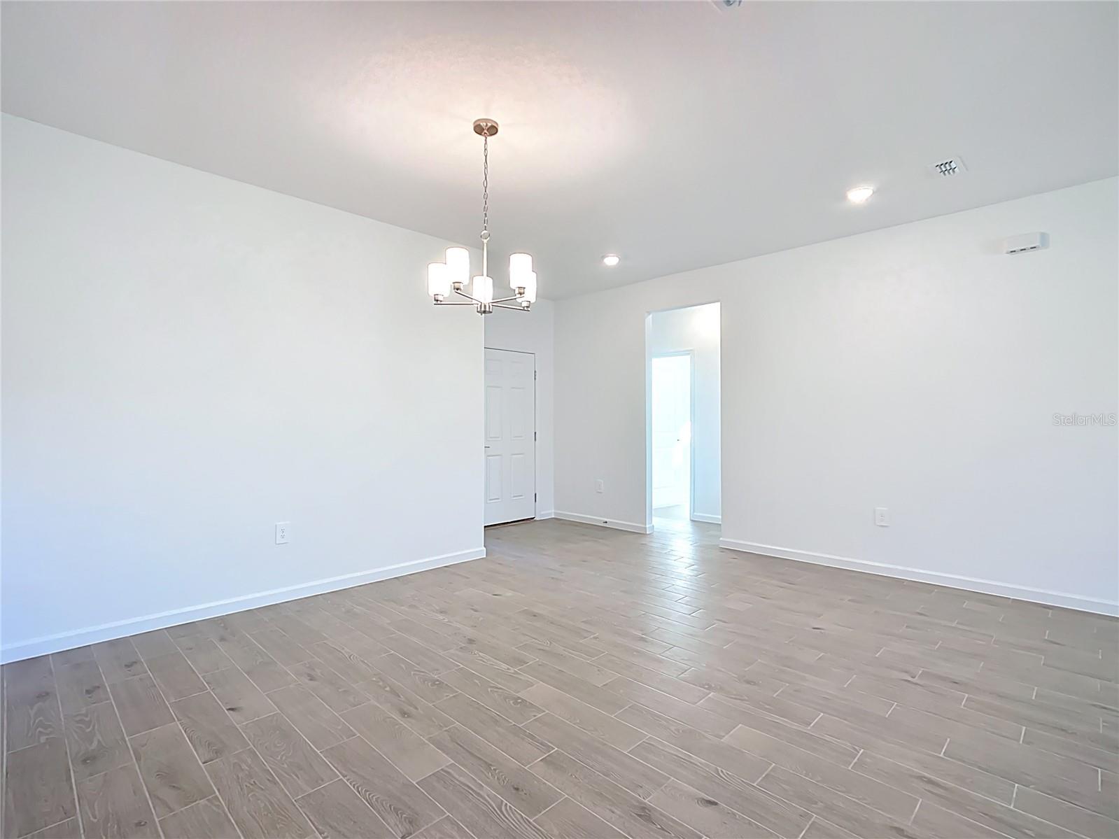 GRAND PARK NORTH - Residential Lease