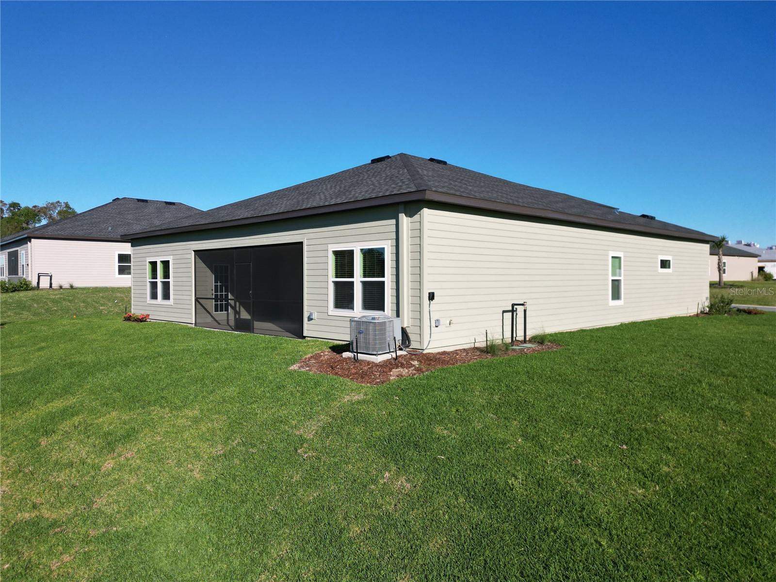 GRAND PARK NORTH - Residential Lease