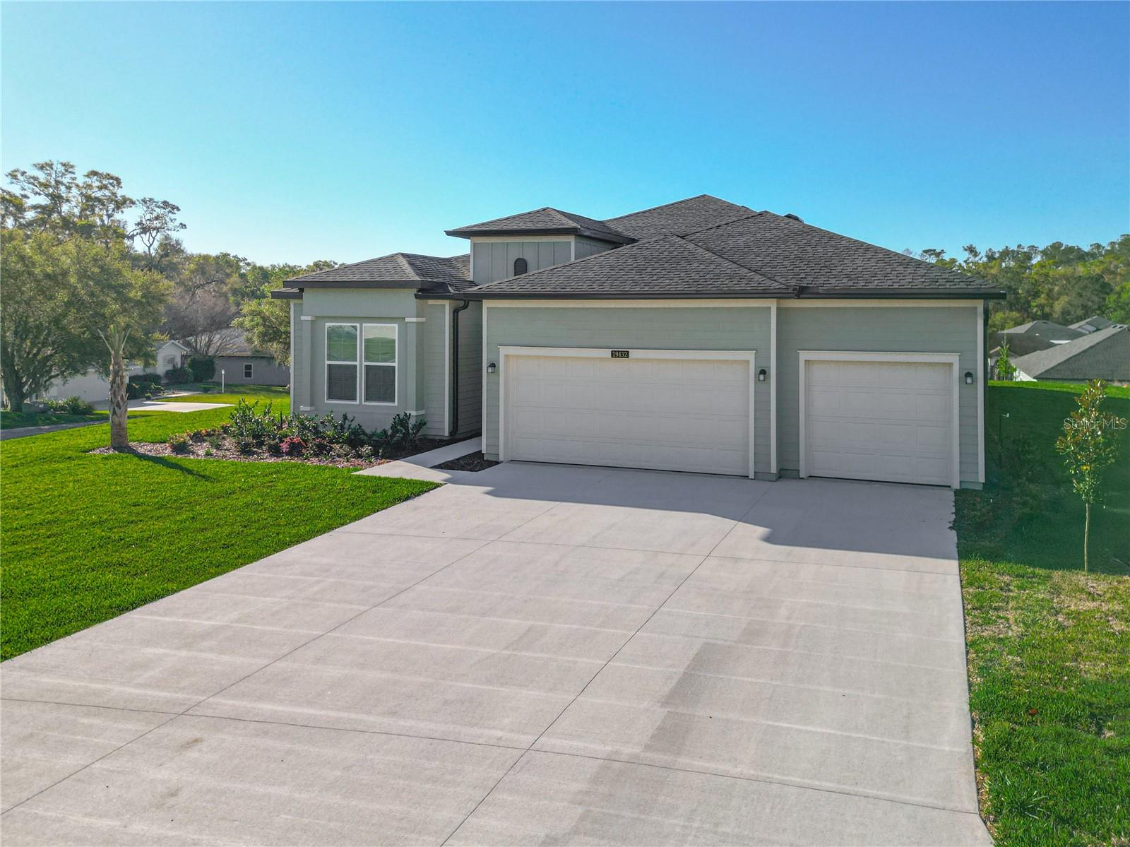 GRAND PARK NORTH - Residential Lease