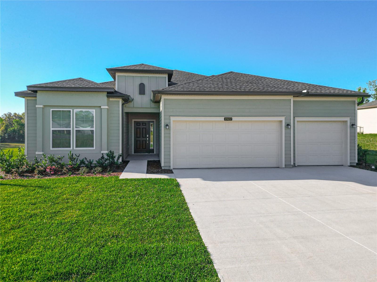 GRAND PARK NORTH - Residential Lease