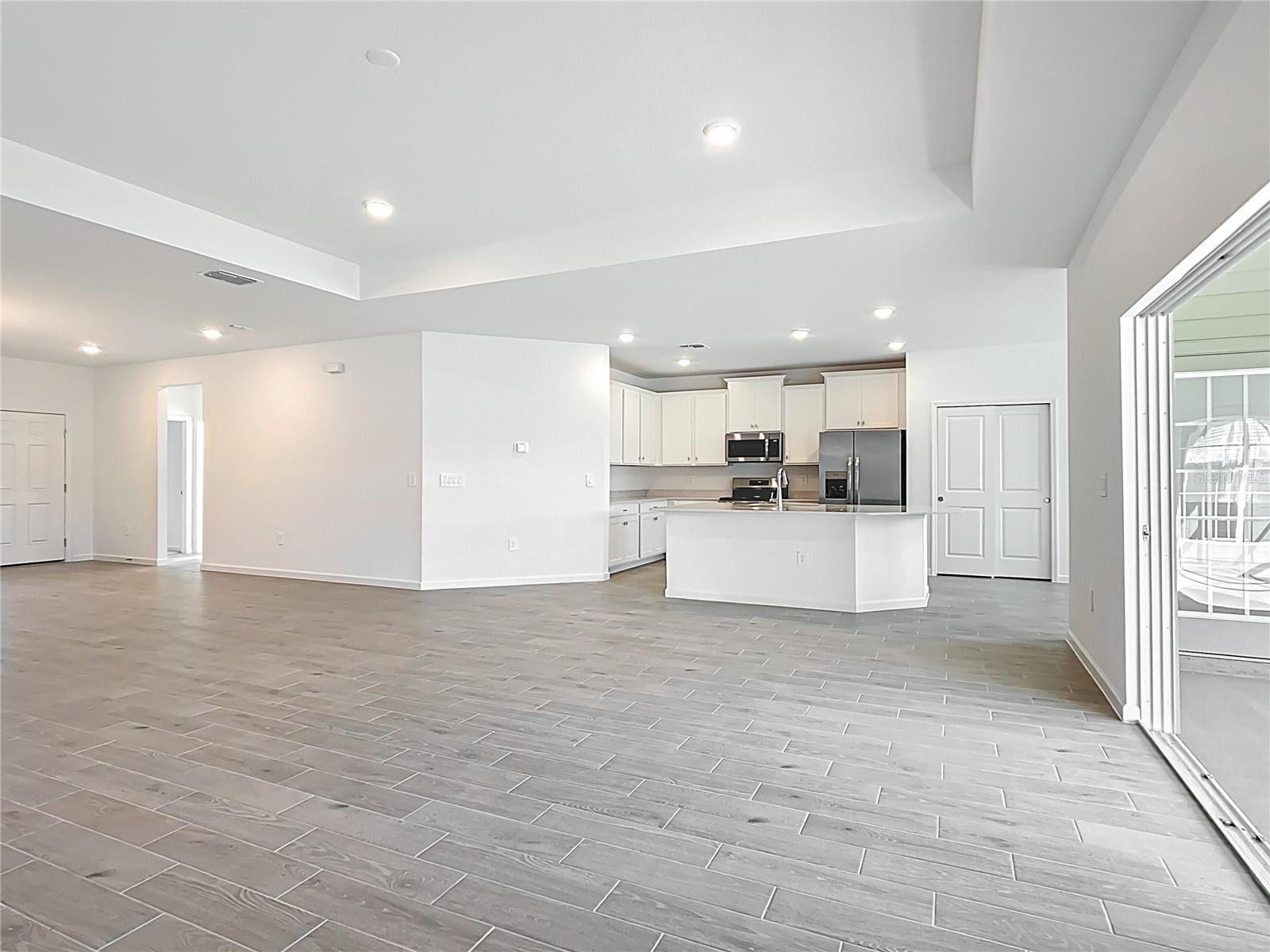 GRAND PARK NORTH - Residential Lease