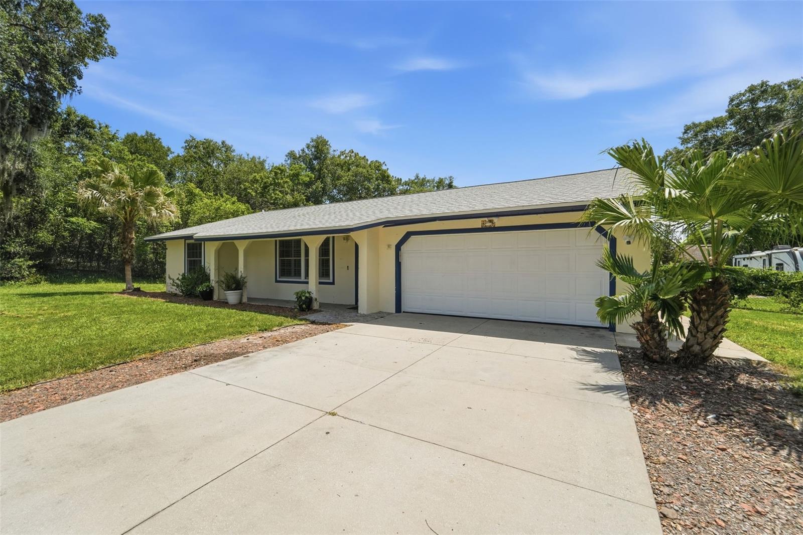 535 LAND O LAKES COURT