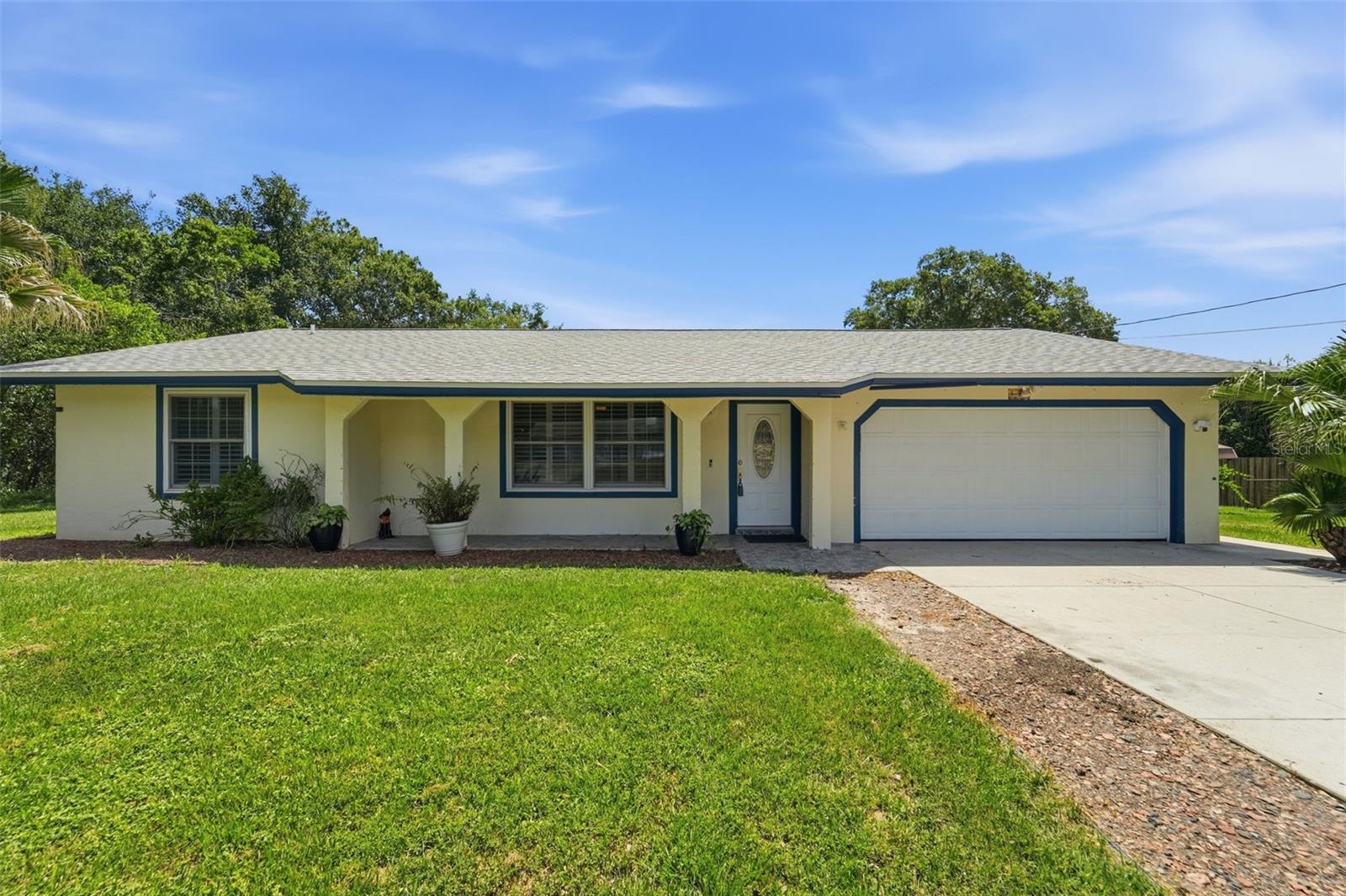 535 LAND O LAKES COURT