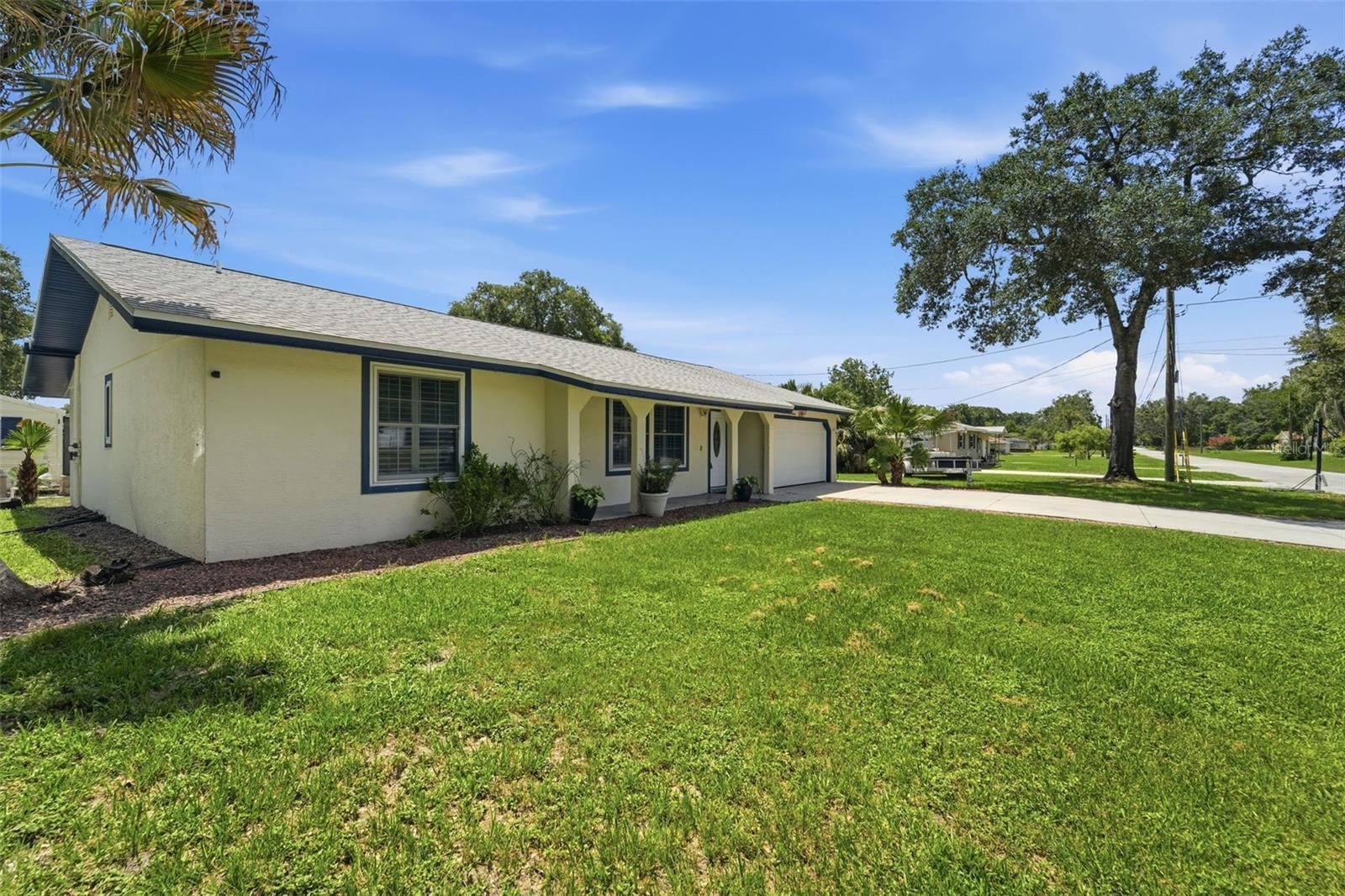 535 LAND O LAKES COURT
