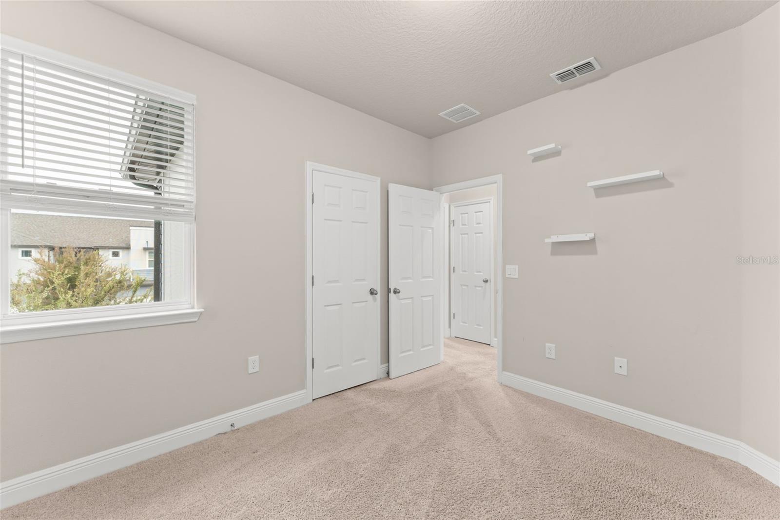 ENCLAVE AT HAWKS CREST - Residential