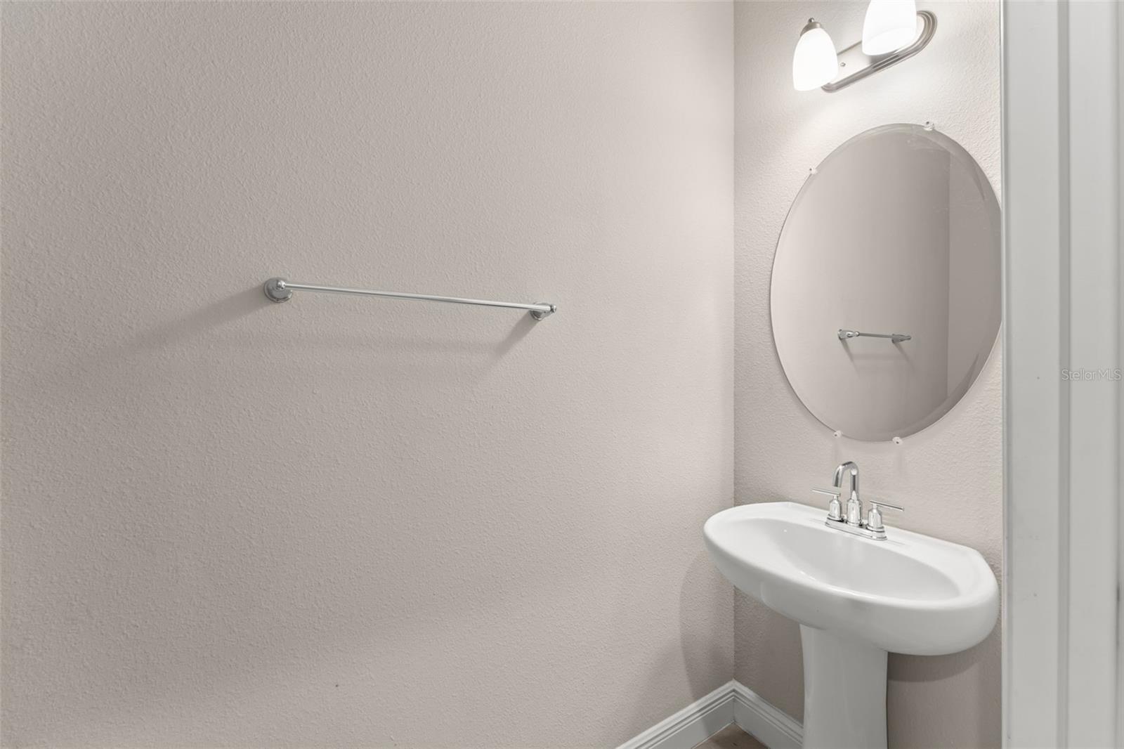 ENCLAVE AT HAWKS CREST - Residential