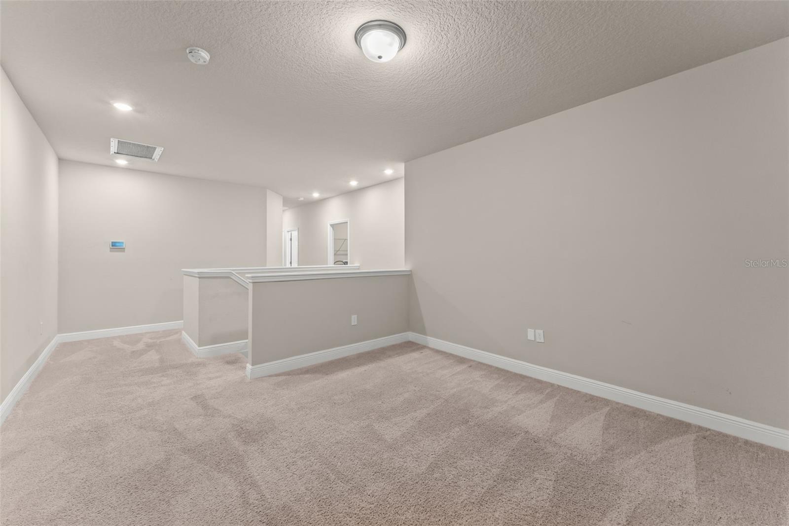 ENCLAVE AT HAWKS CREST - Residential