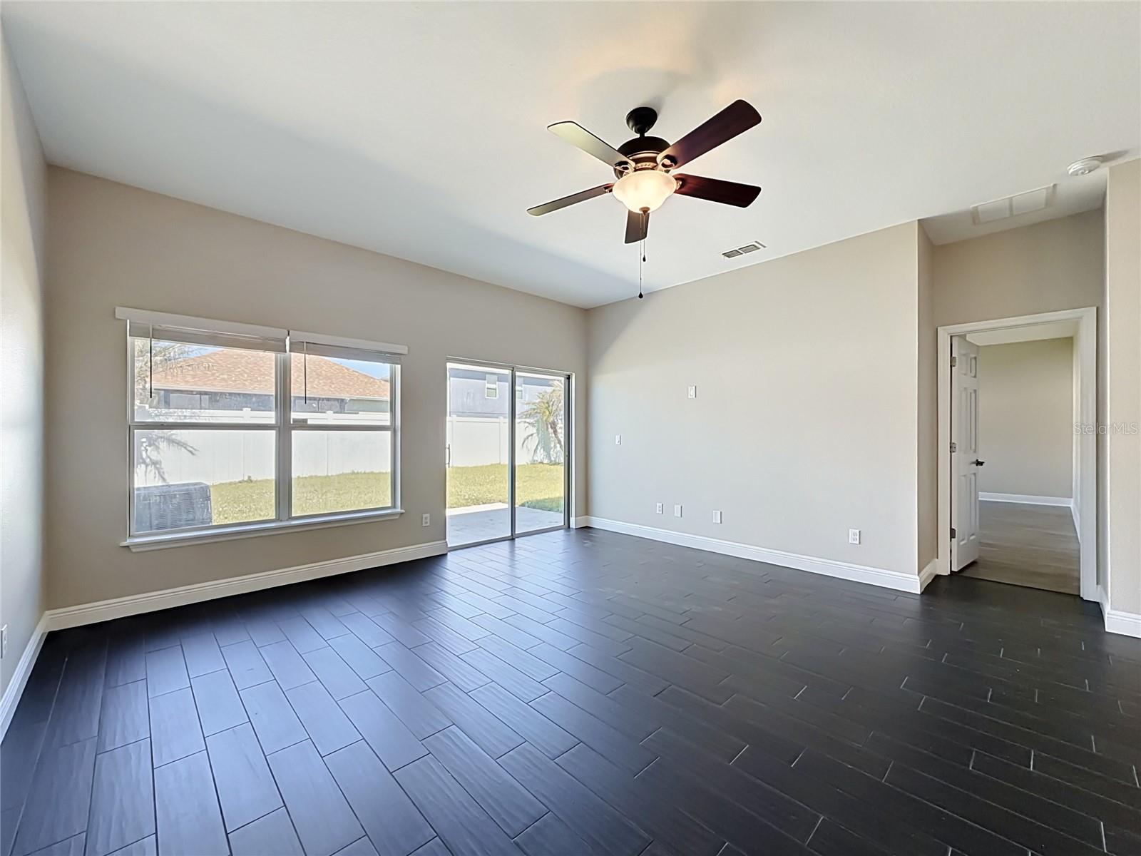 STERLING MEADOWS - Residential