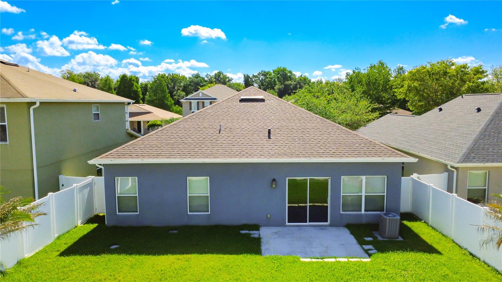 STERLING MEADOWS - Residential