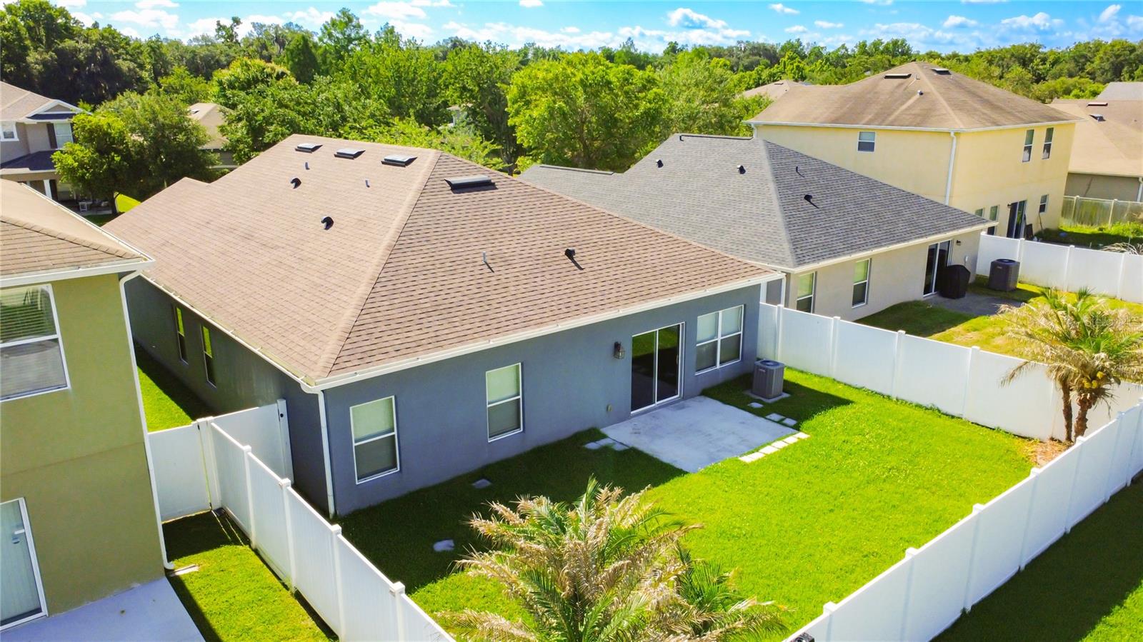 STERLING MEADOWS - Residential