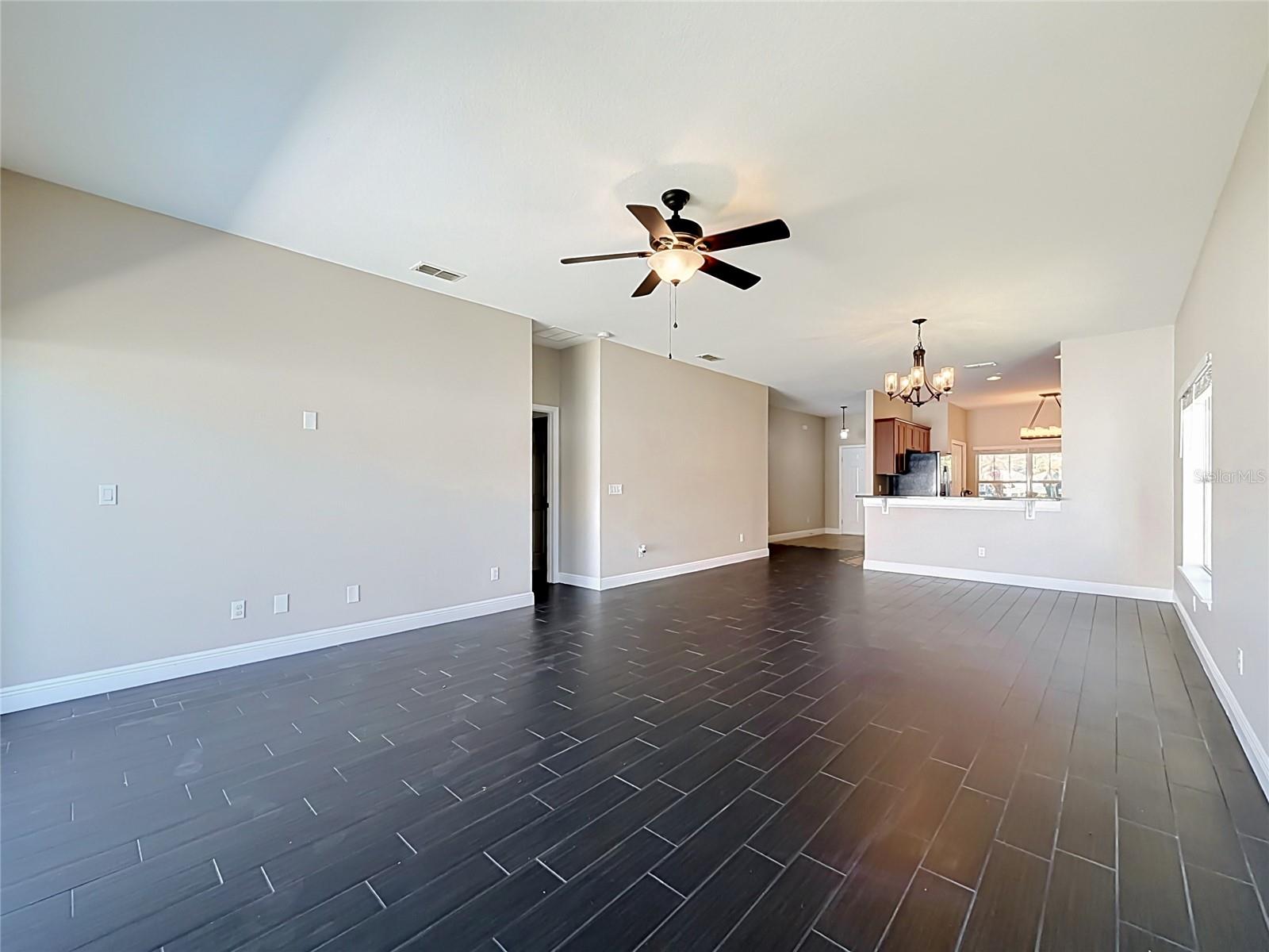 STERLING MEADOWS - Residential