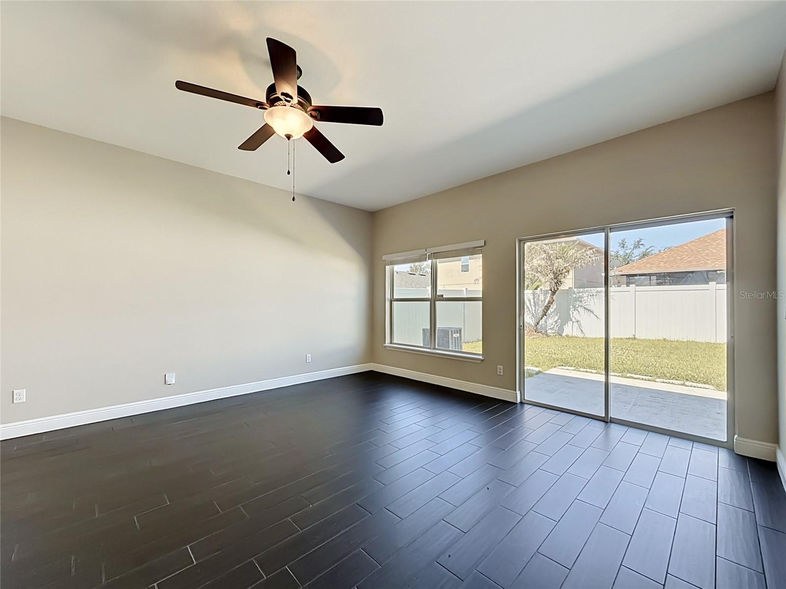 STERLING MEADOWS - Residential