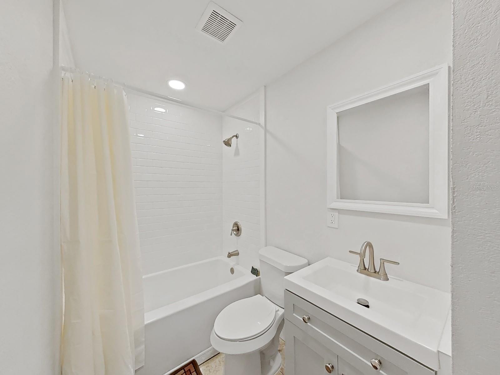 MORNINGSIDE EAST CONDO 3 - Residential