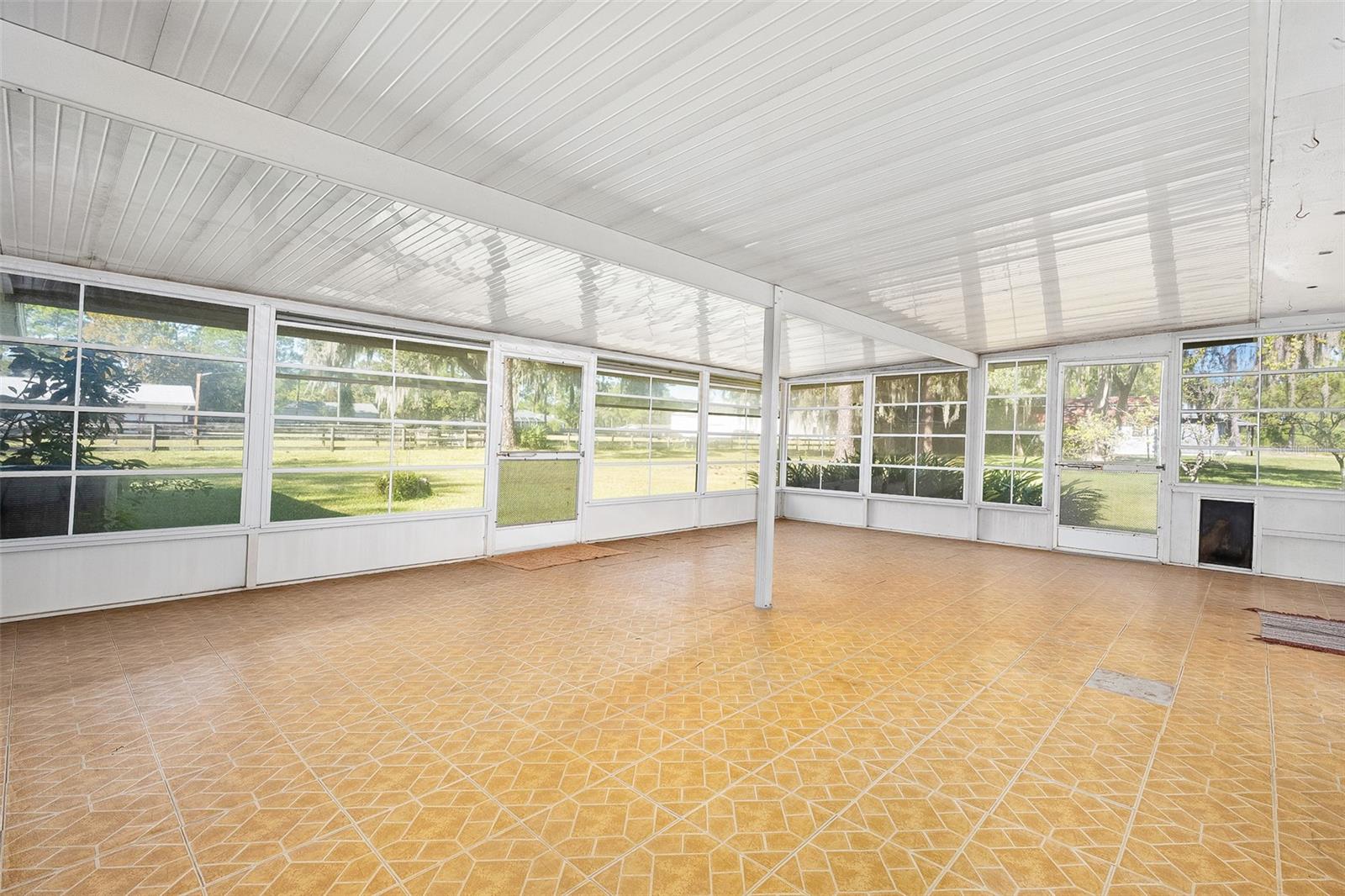 TOMOKA FARMS - Residential