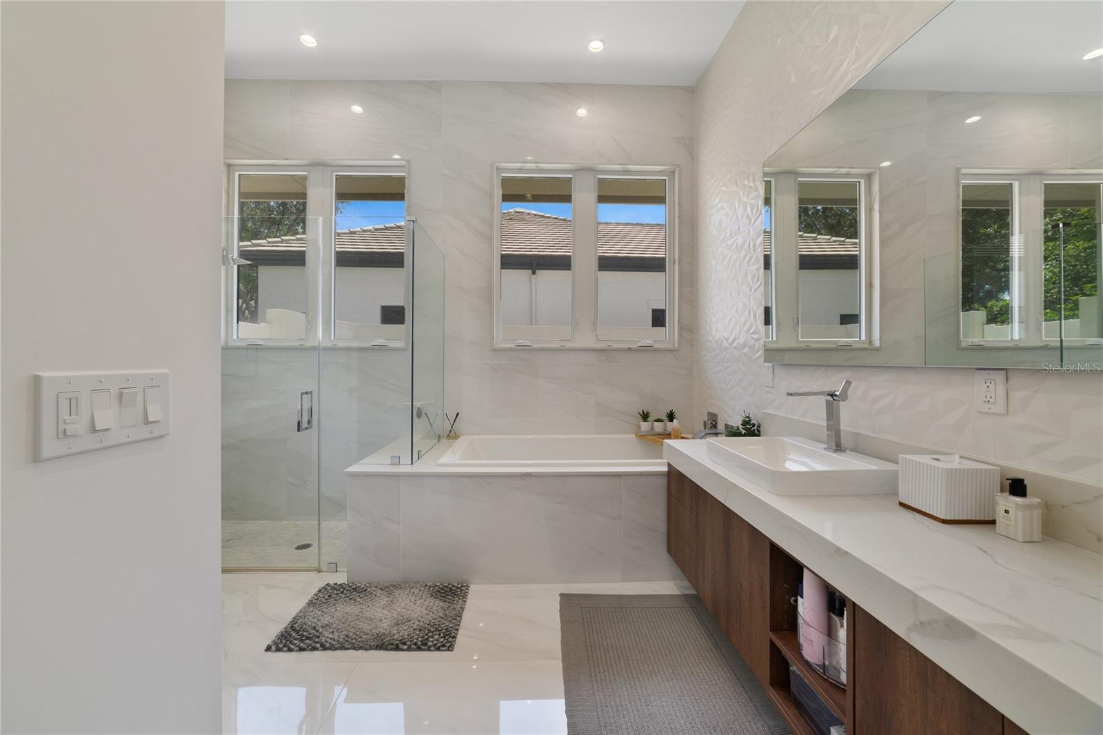 LAKE NONA ESTATES - Residential