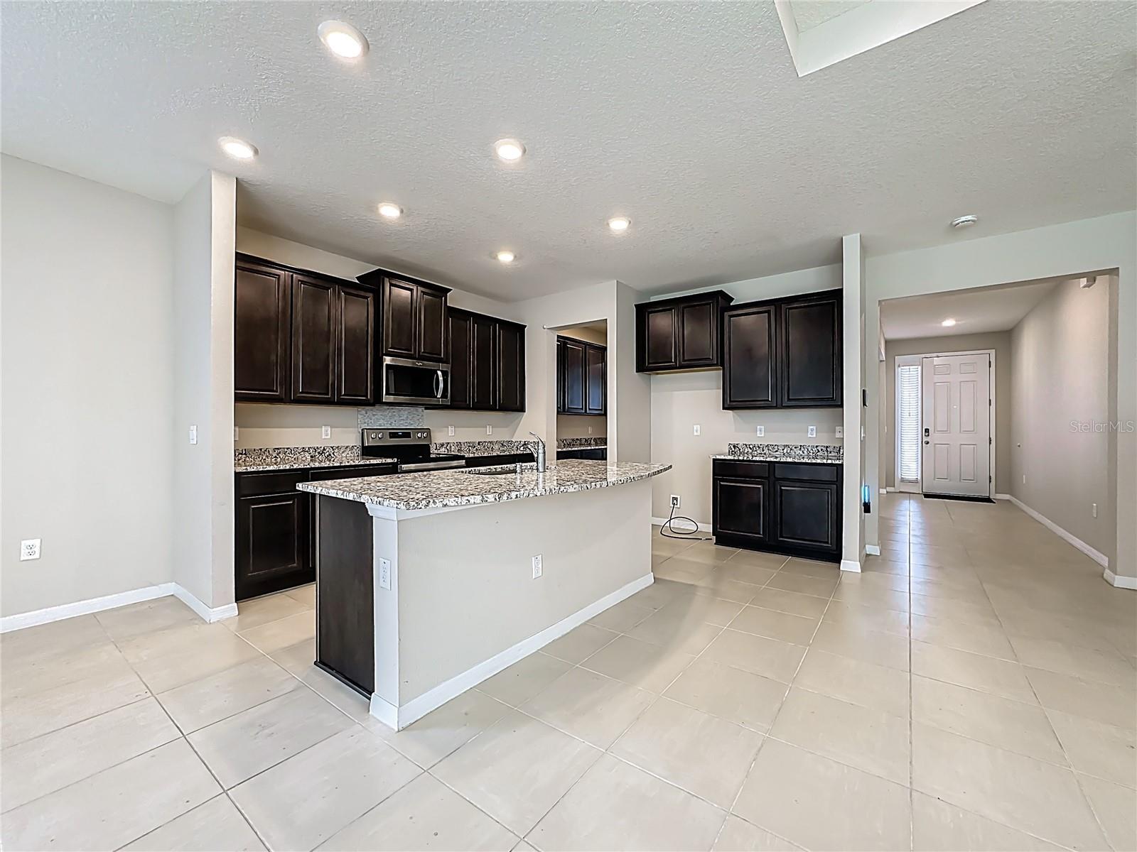 BELMOND RESERVE - Residential