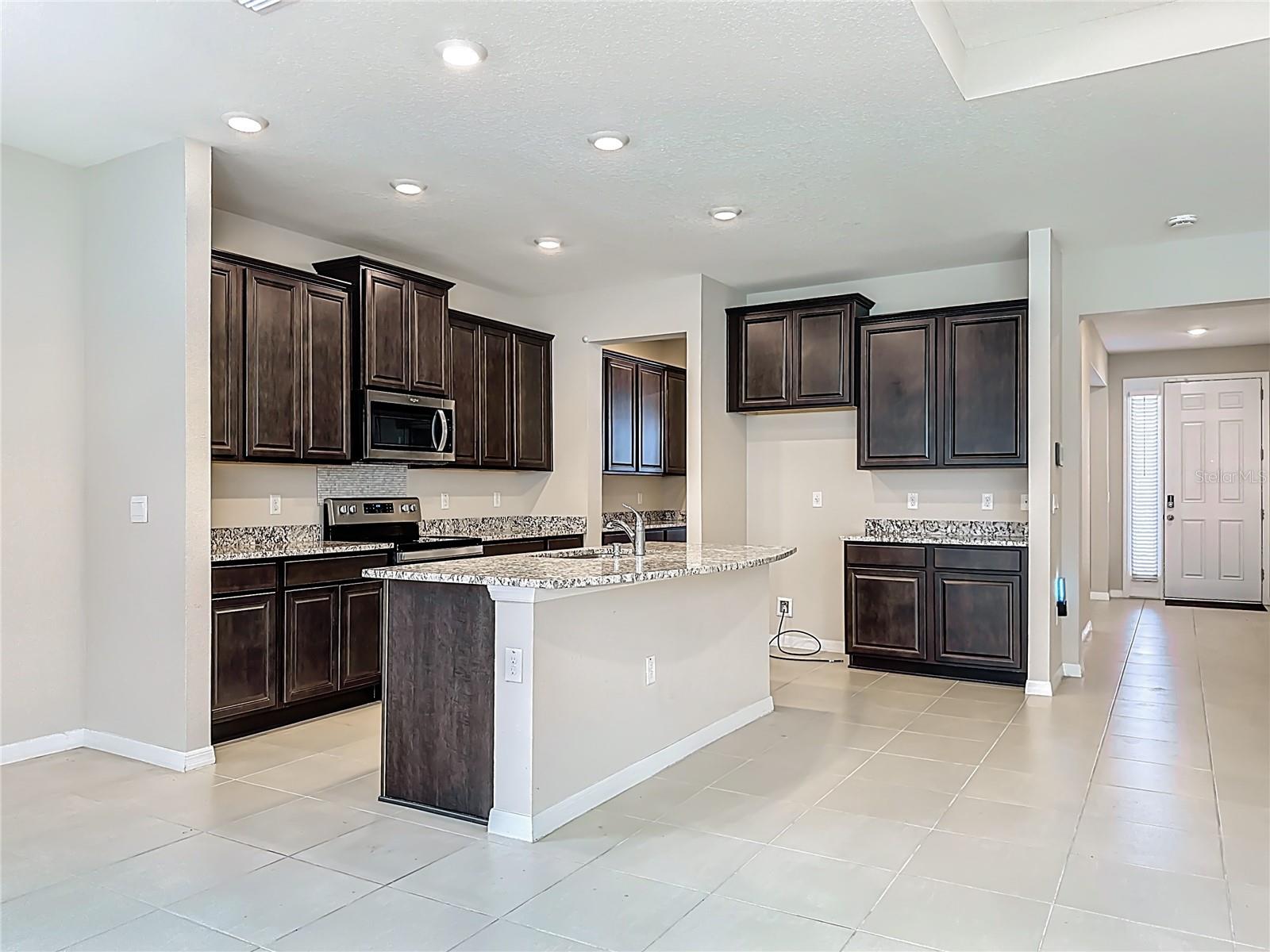 BELMOND RESERVE - Residential