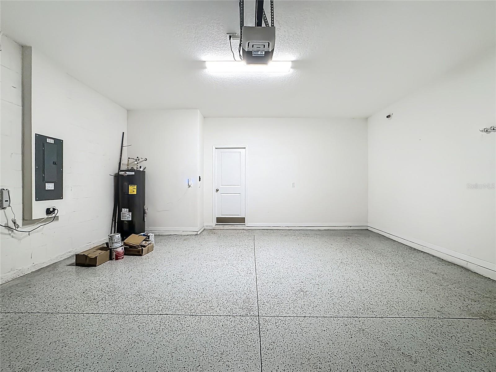 BELMOND RESERVE - Residential