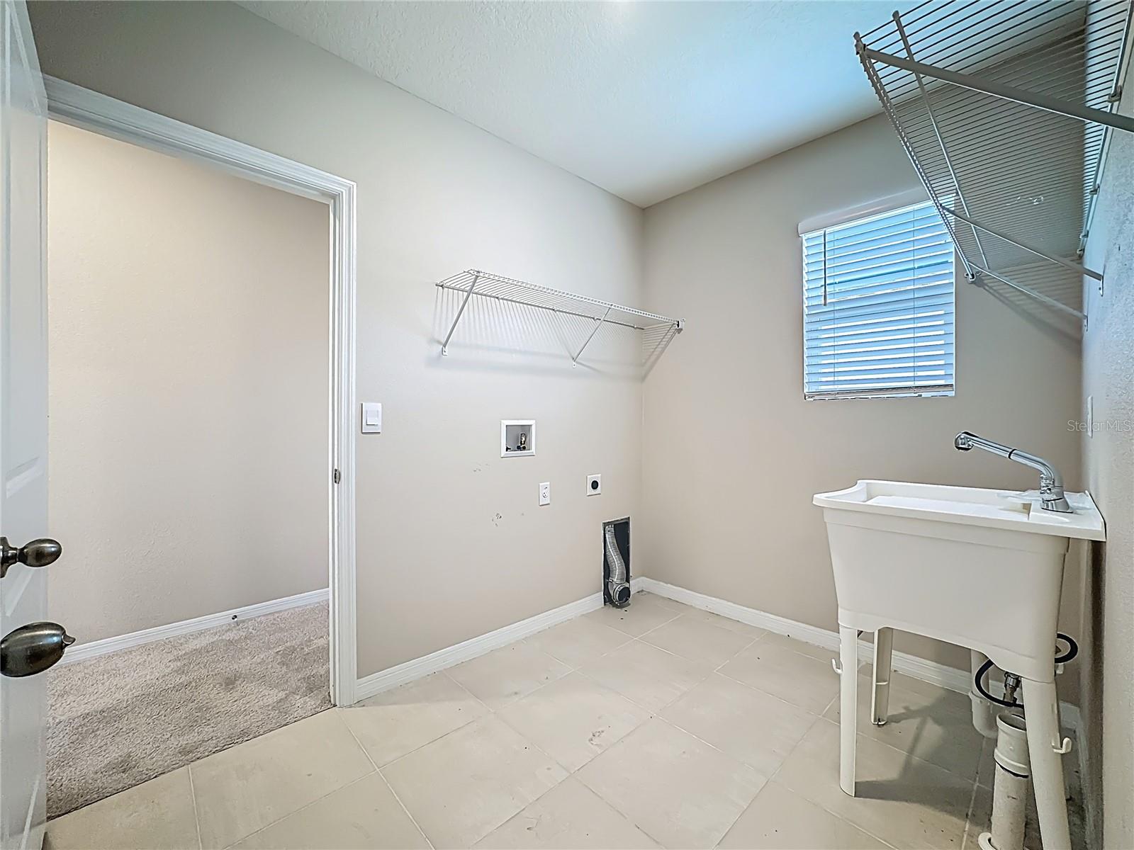 BELMOND RESERVE - Residential