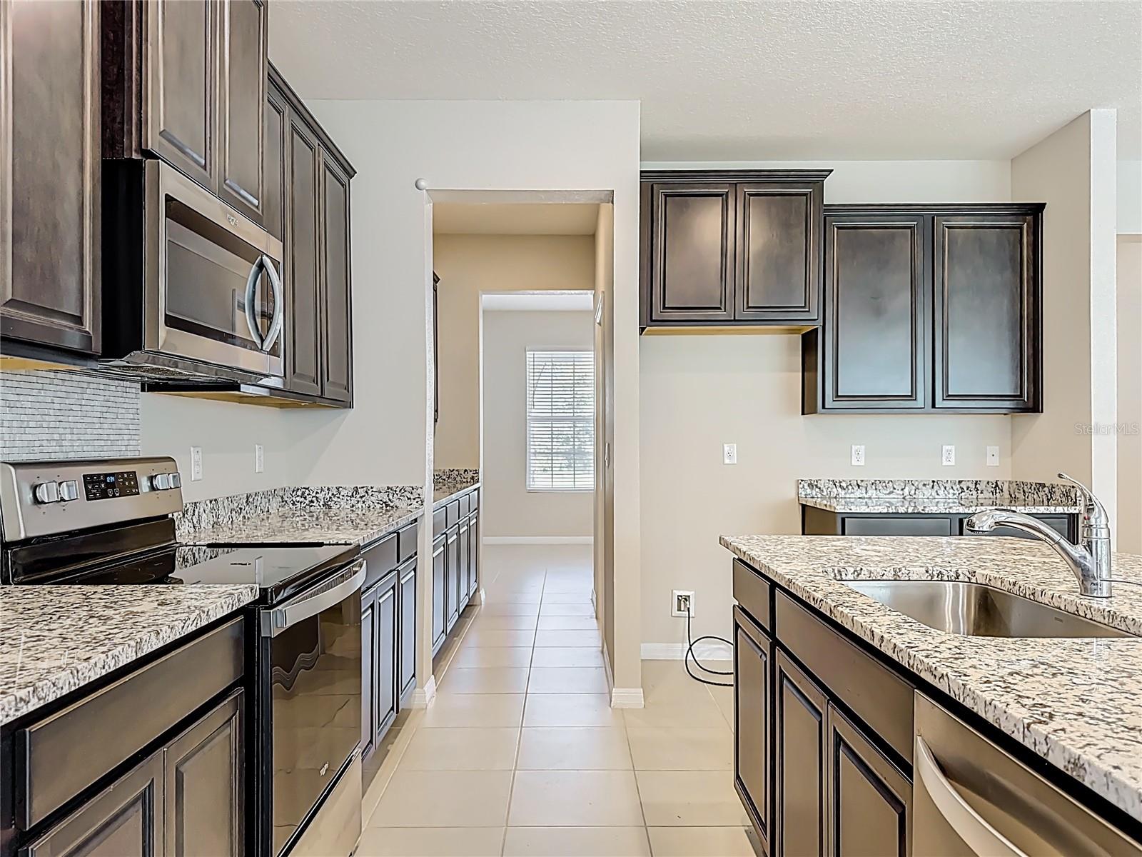 BELMOND RESERVE - Residential