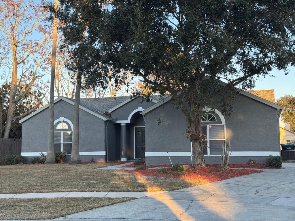 Photo of 137 Killington Way, Orlando, FL 32835 (MLS # O6381046)