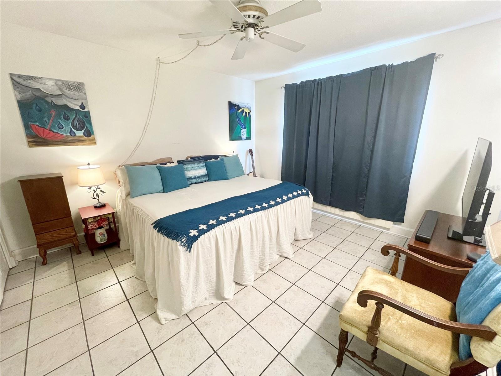 LAKELAND HARBOUR CONDOMINIUMS - Residential
