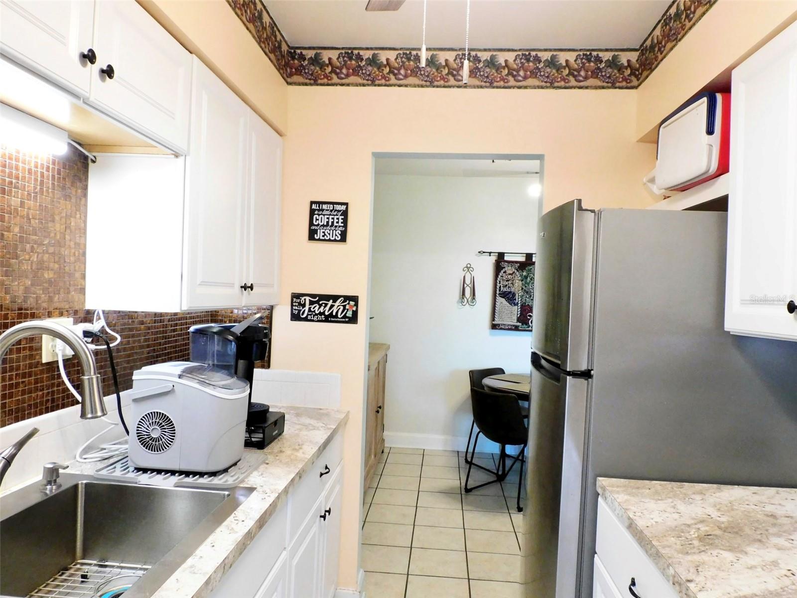 LAKELAND HARBOUR CONDOMINIUMS - Residential