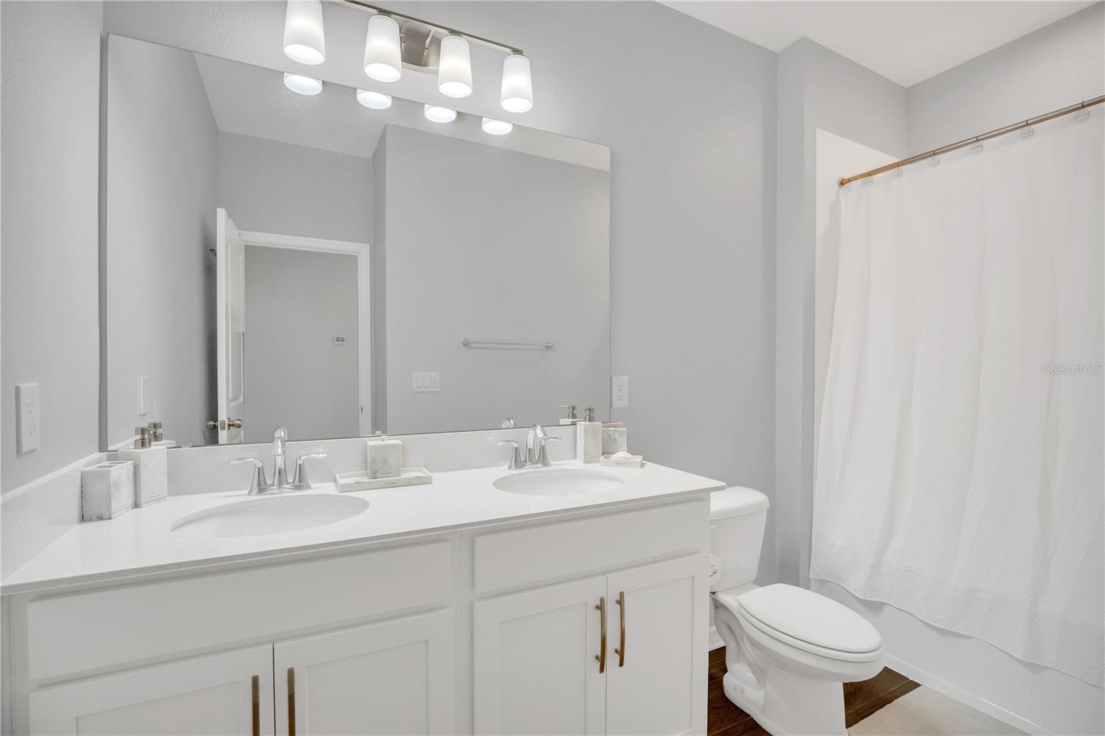 RIVINGTON PH 2B - Residential