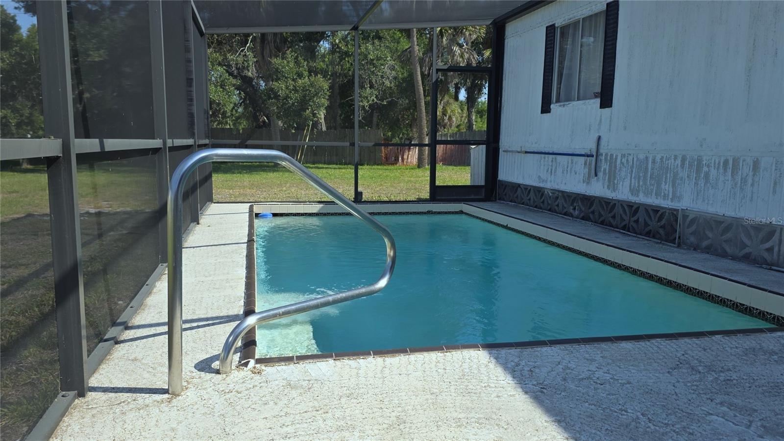 HOLIDAY MOB ESTATES 3RD ADD - Residential