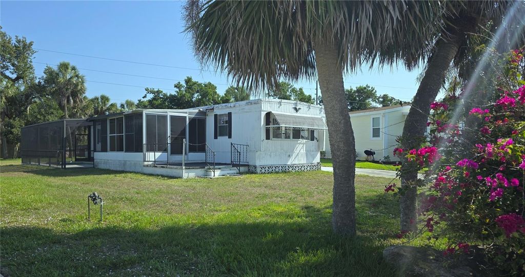 Photo of 1294 Blue Heron Drive, Englewood, FL 34224 (MLS # N6139053)