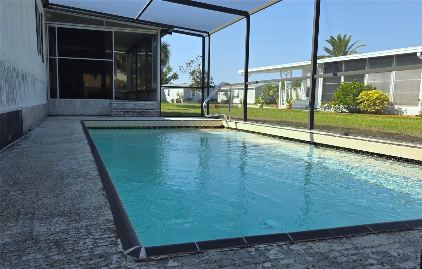 HOLIDAY MOB ESTATES 3RD ADD - Residential