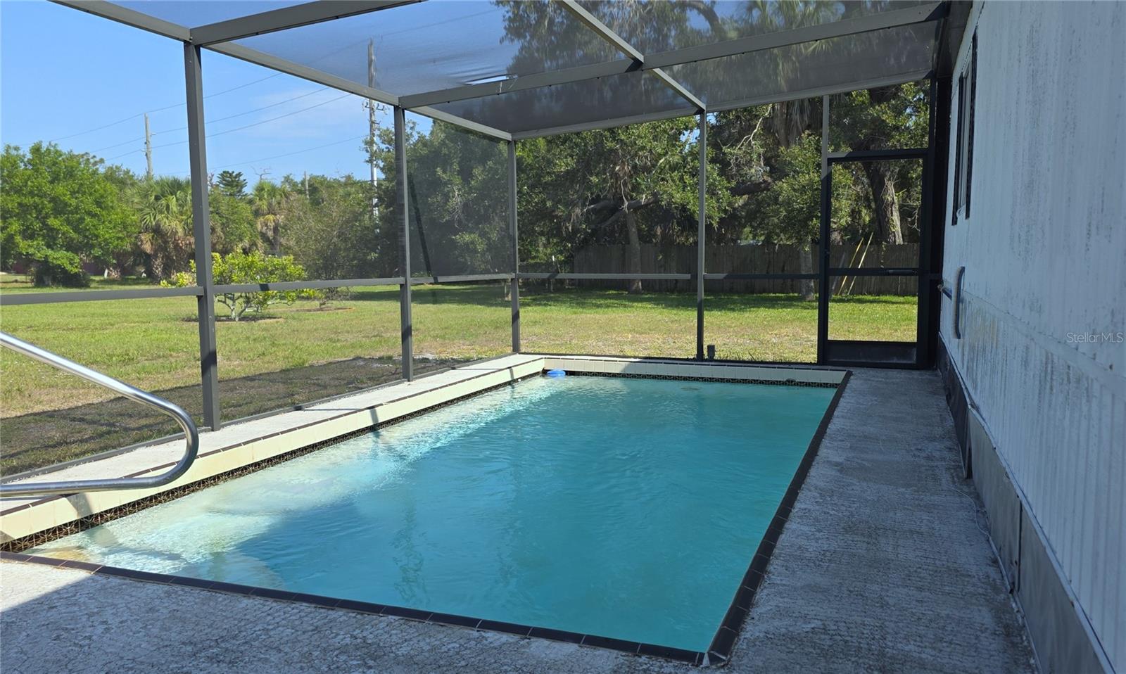 HOLIDAY MOB ESTATES 3RD ADD - Residential