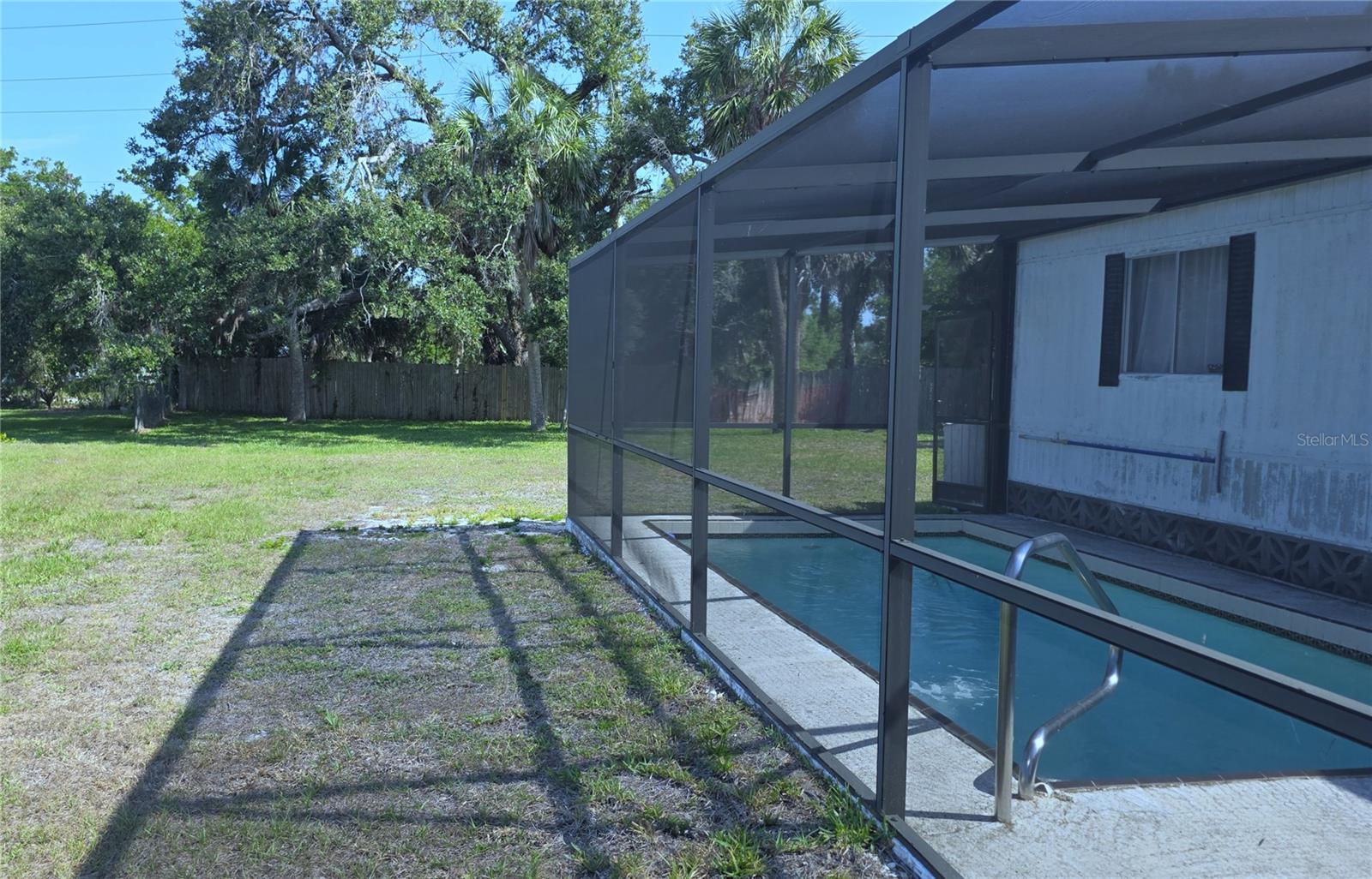 HOLIDAY MOB ESTATES 3RD ADD - Residential