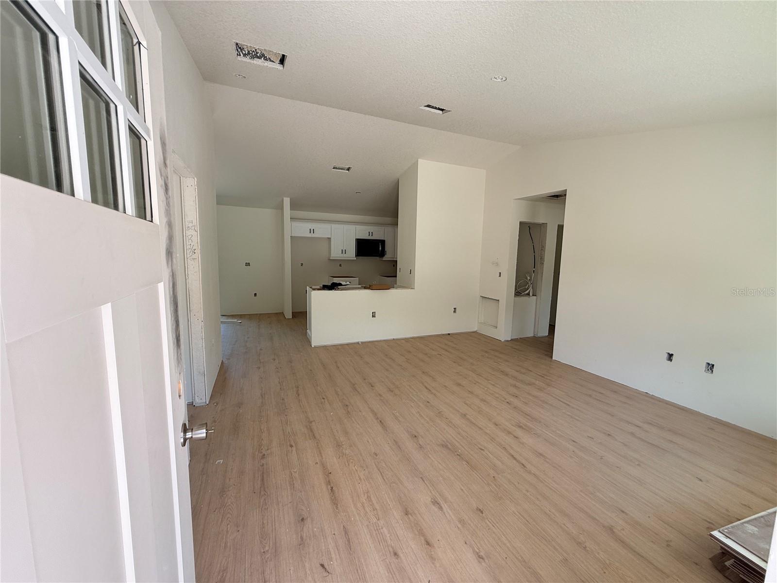 DEER MEADOW - Residential