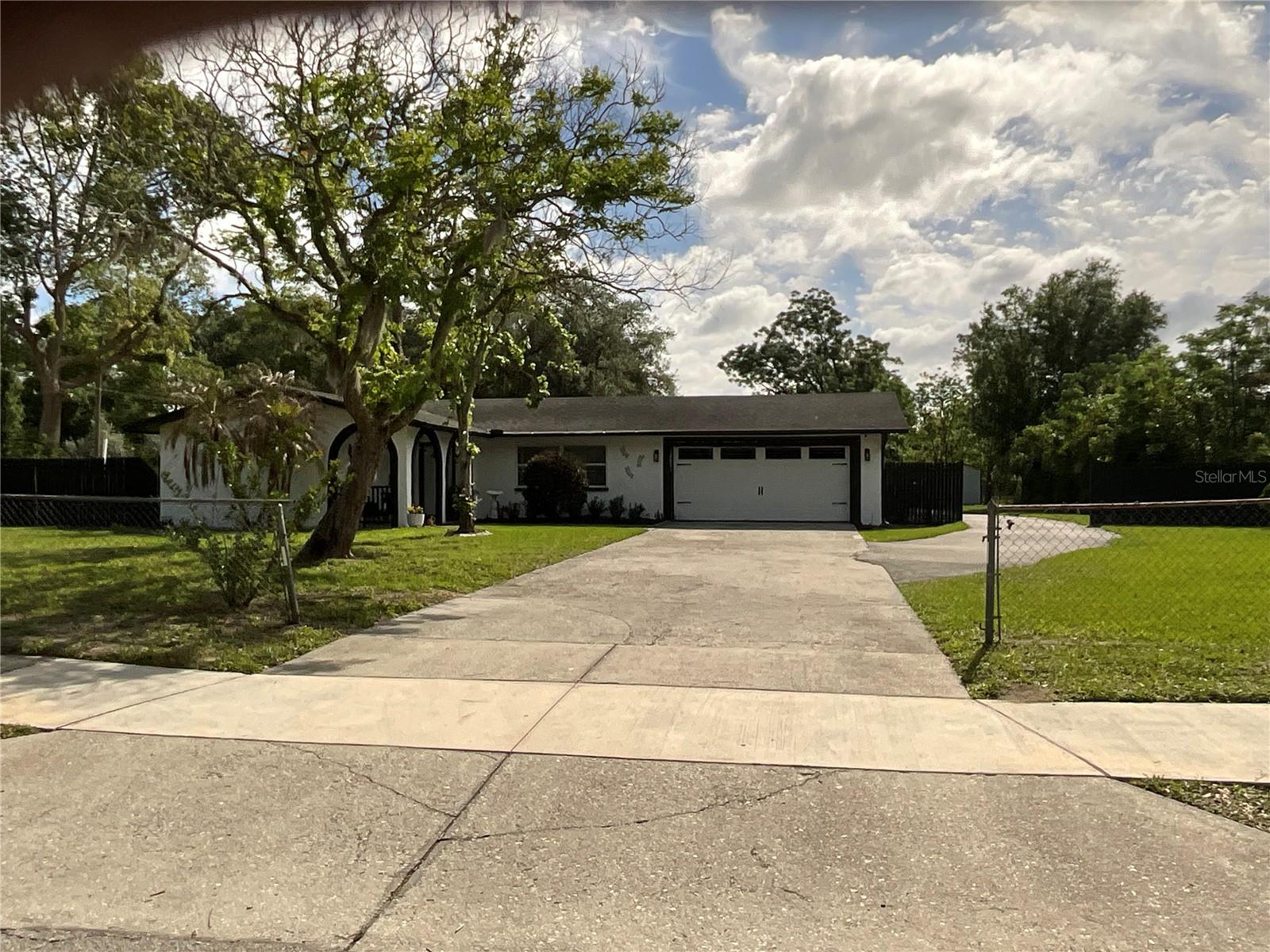 BUENA CASA - Residential