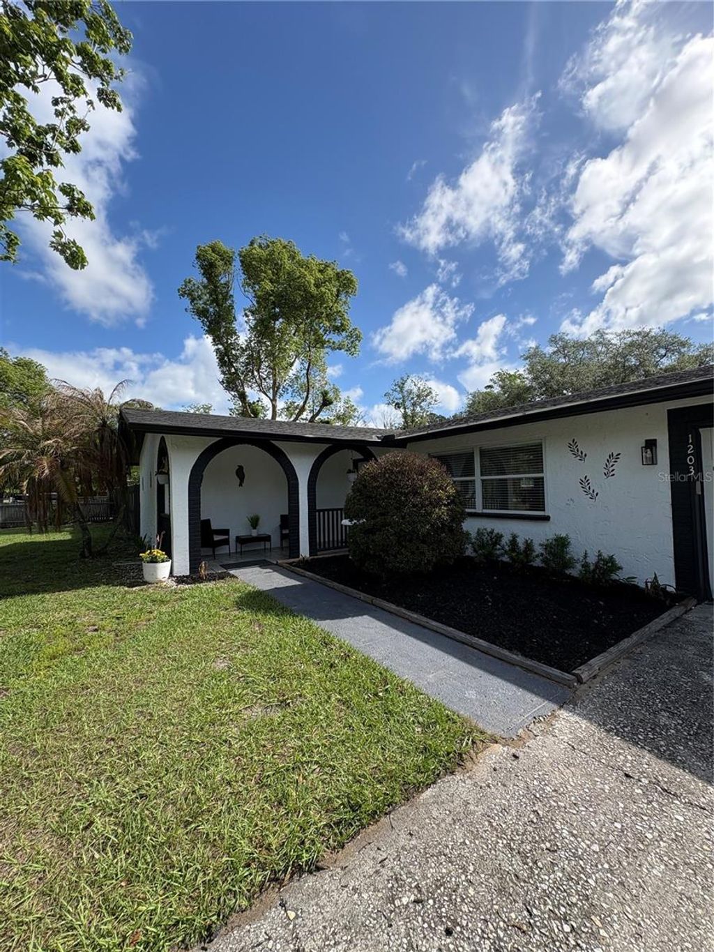 Photo of 1203 Ustler Road, Apopka, FL 32712 (MLS # O6398654)