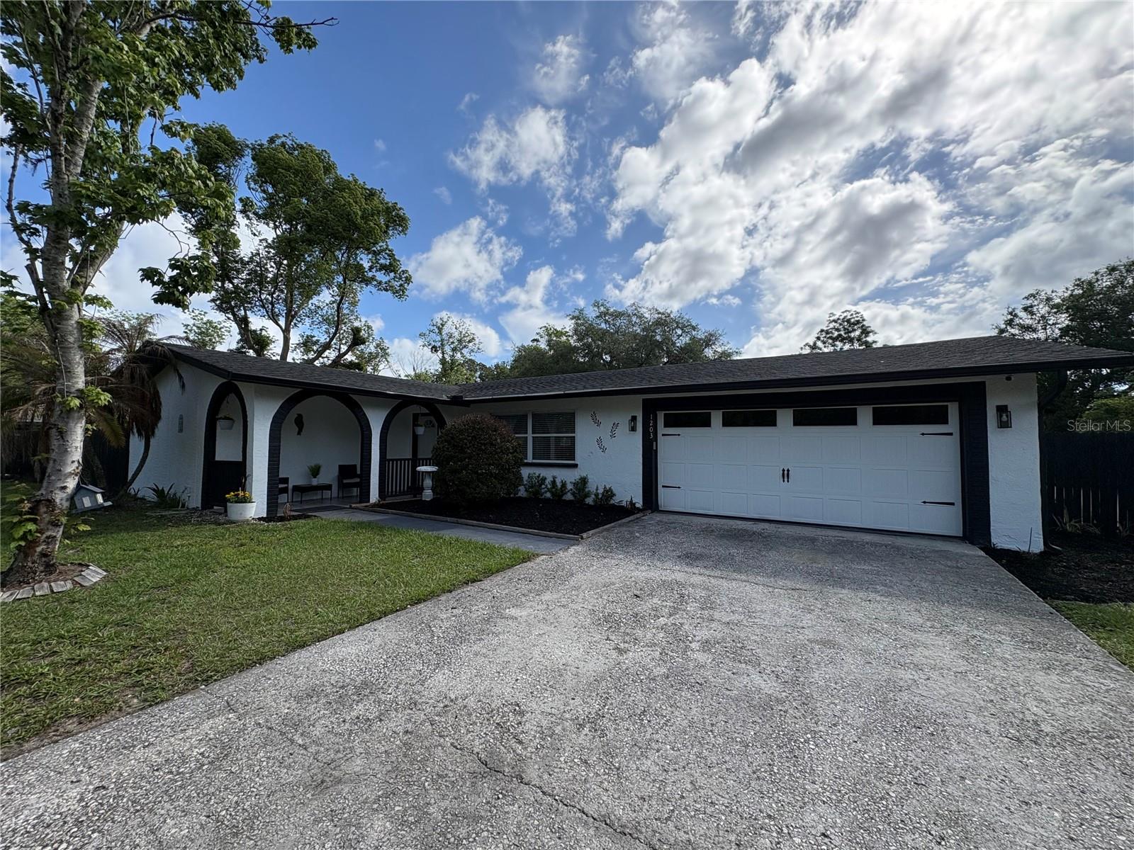 BUENA CASA - Residential