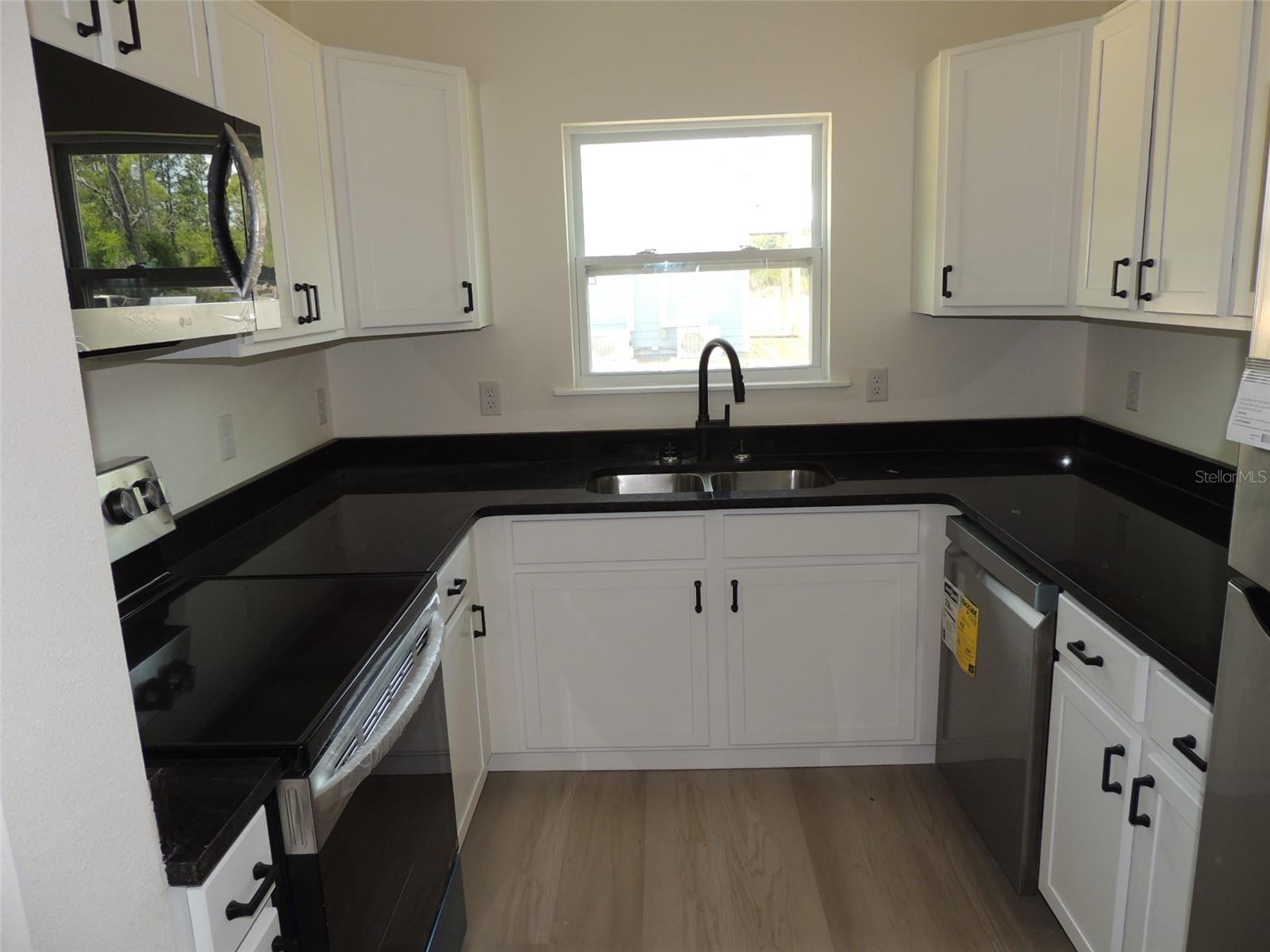 GREEN HIGHLAND PARK - Residential