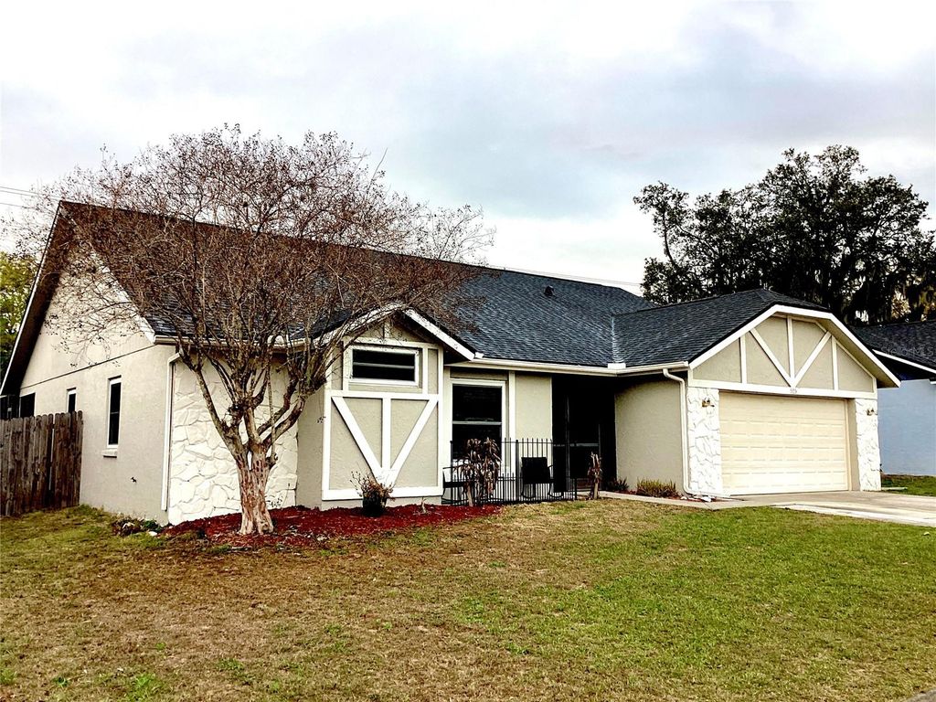 Photo of 525 Rapid Falls Drive, Brandon, FL 33511 (MLS # TB8486851)