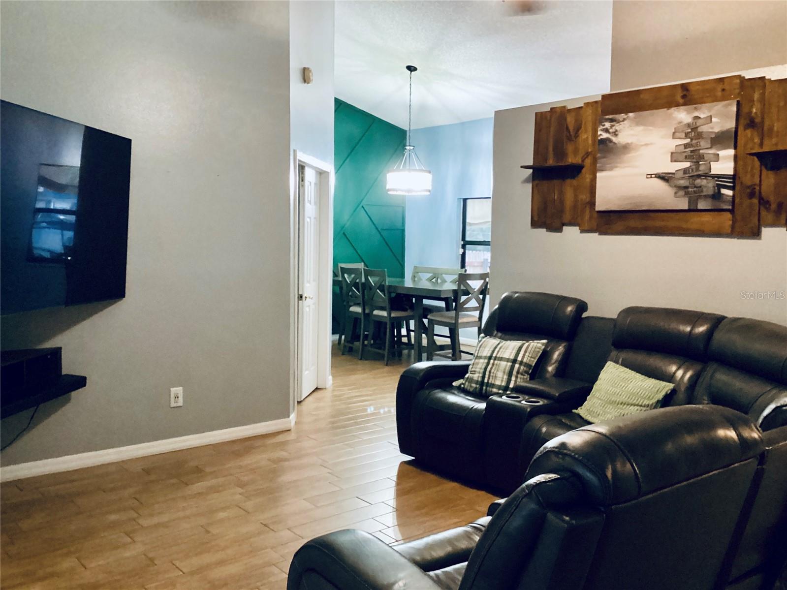 HIGHLAND RIDGE UNIT 1 - Residential