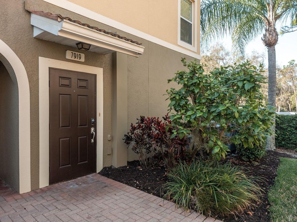 Photo of 7919 Limestone Lane #13-204, Sarasota, FL 34233 (MLS # A4684105)