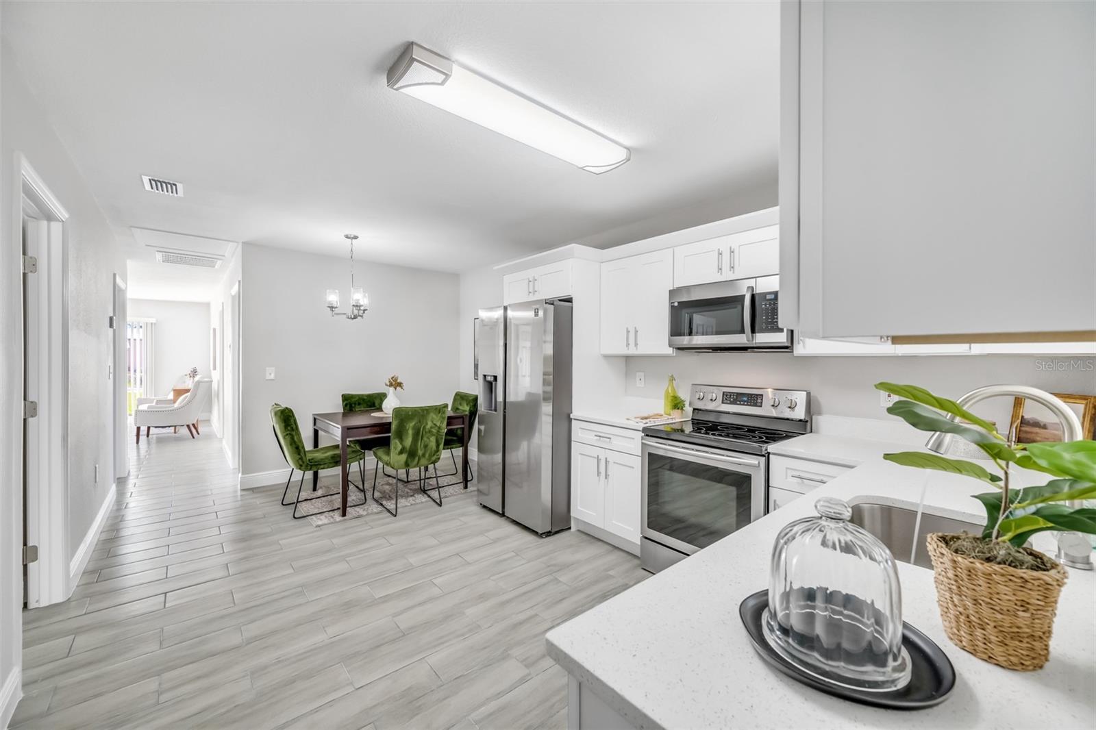 CAUSEWAY BLVD SUB 2 - Residential Lease