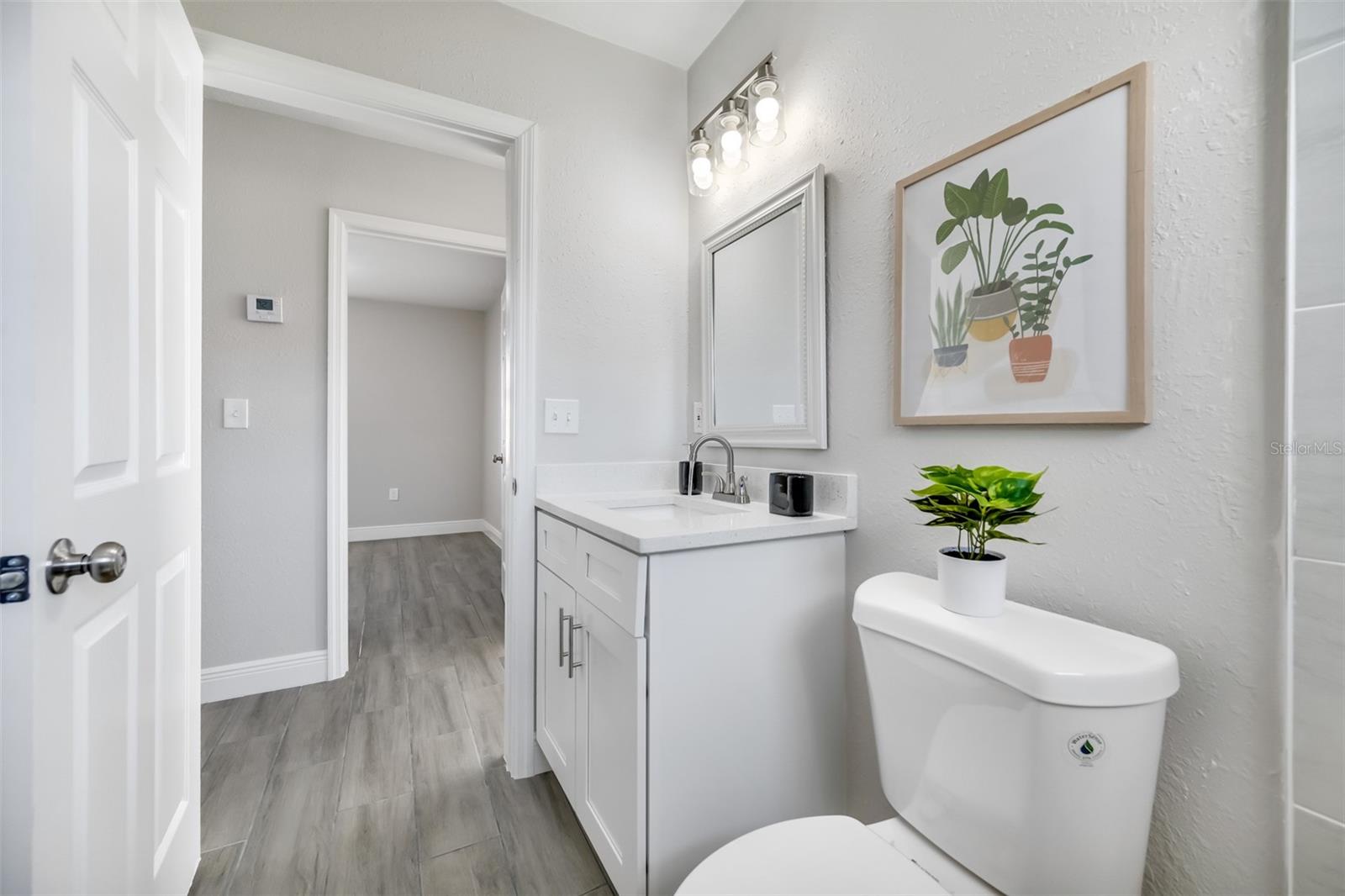 CAUSEWAY BLVD SUB 2 - Residential Lease