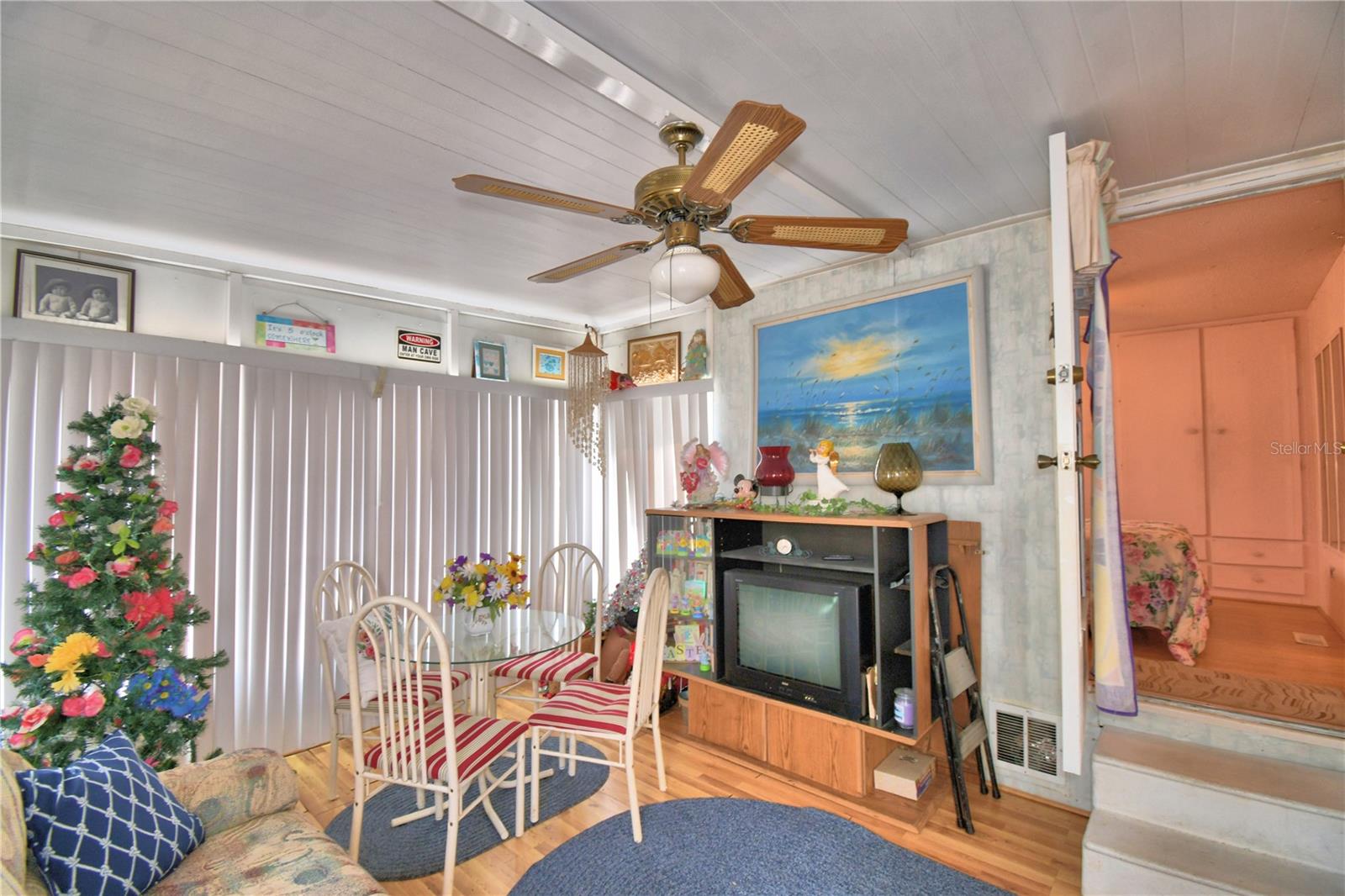 WEST VIEW RIDGE RESORTS INC - Residential