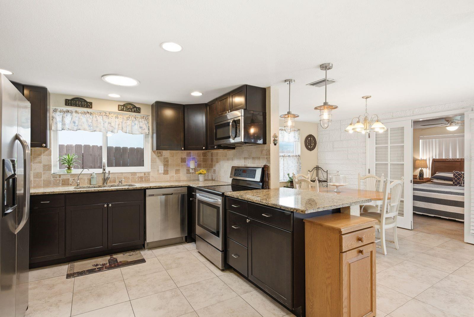 REGENCY PARK - Residential