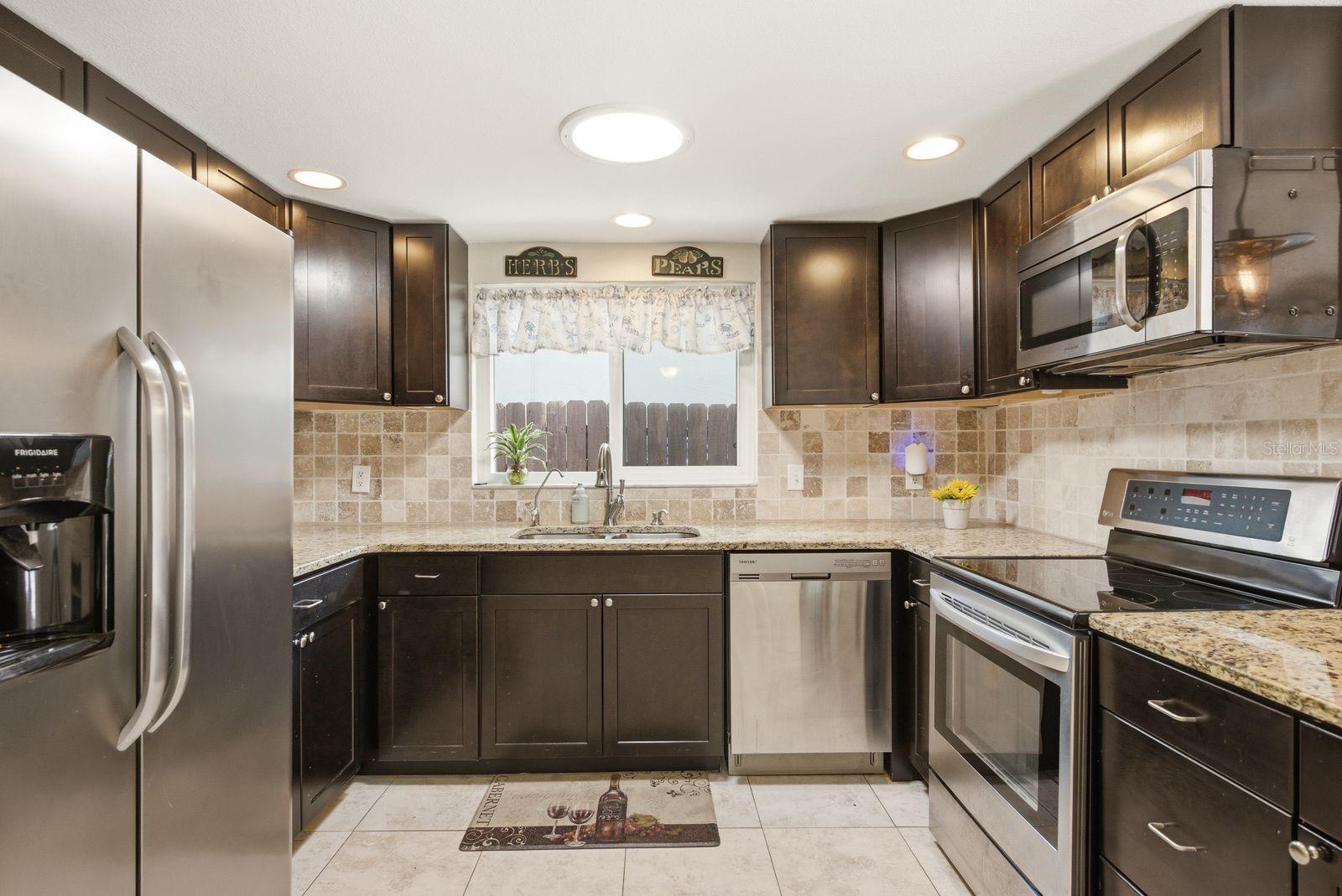 REGENCY PARK - Residential