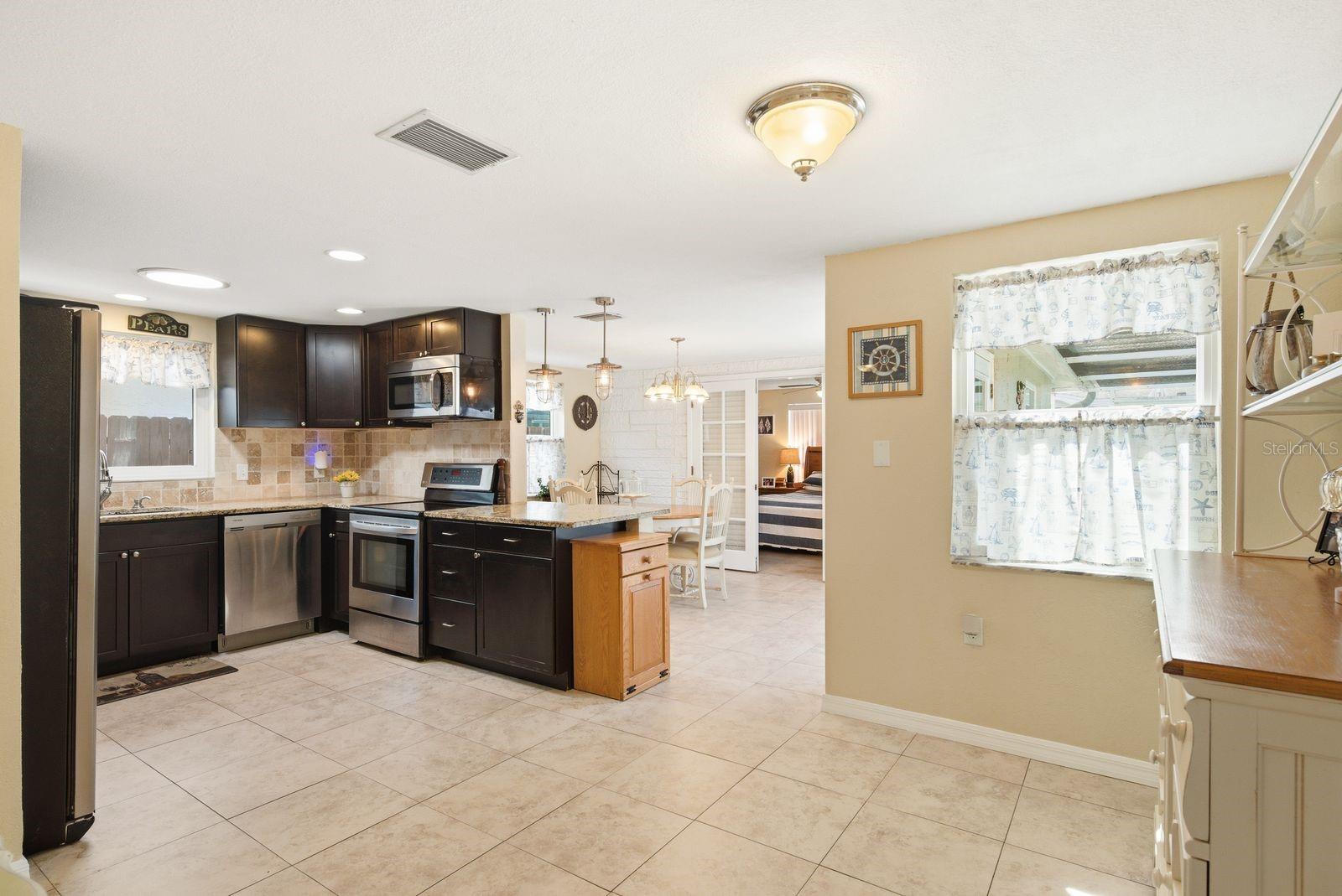 REGENCY PARK - Residential