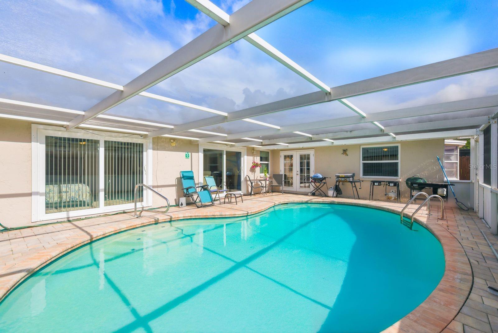 REGENCY PARK - Residential