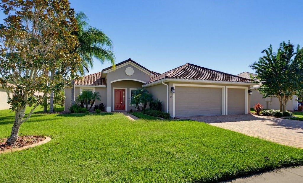 Photo of 29 Thornhill Chase Circle, Ormond Beach, FL 32174 (MLS # V4951736)