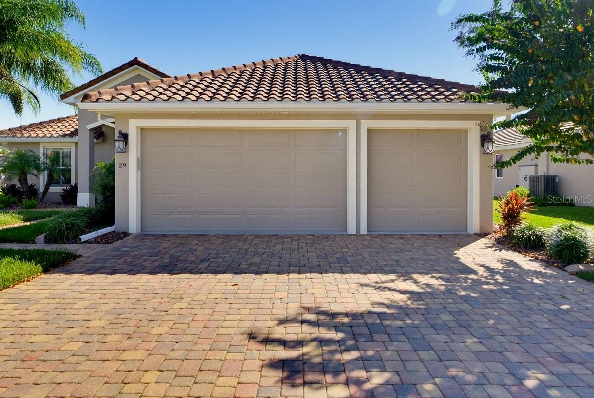 29 THORNHILL CHASE CIRCLE